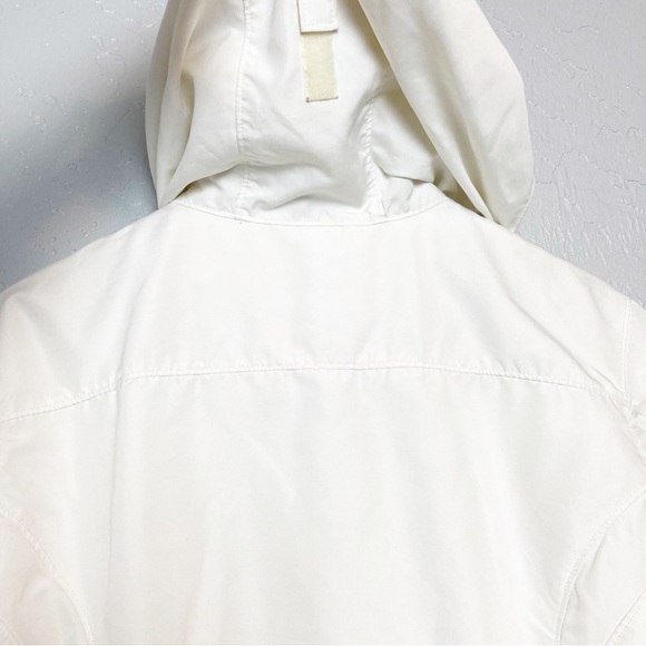 Columbia White Packable Rain Coat Medium - Picture 7 of 7